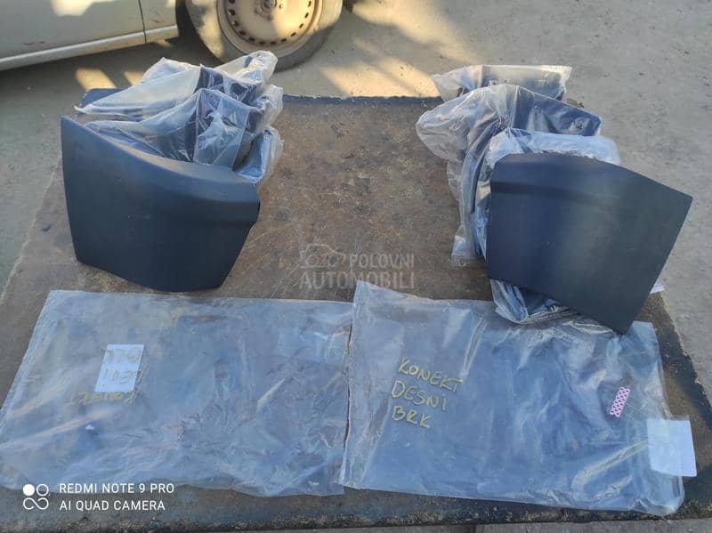 zadnji branici - brkovi