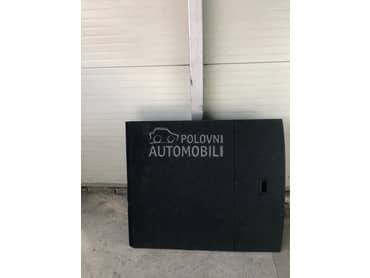 Daska na patosu gepeka za Audi A4 od 2005. do 2008. god.