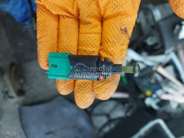 Prekidac kocnice za Citroen C4, C4 Grand Picasso, C4 Picasso ... od 2008. do 2018. god.