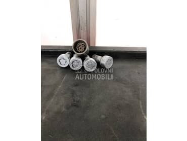 Sigurnosni srafovi za Audi A3