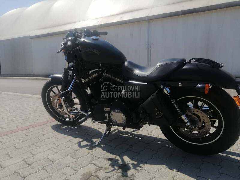 Harley Davidson IRON 883
