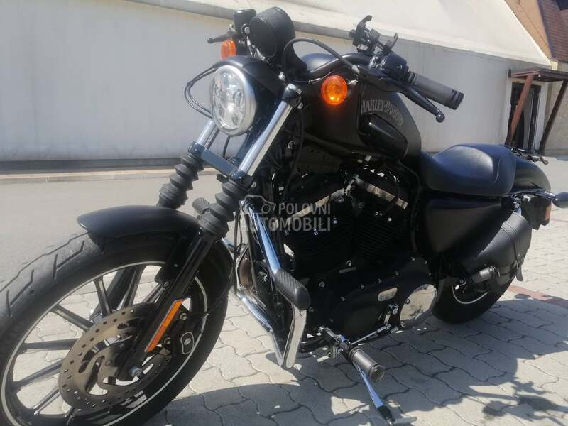Harley Davidson IRON 883