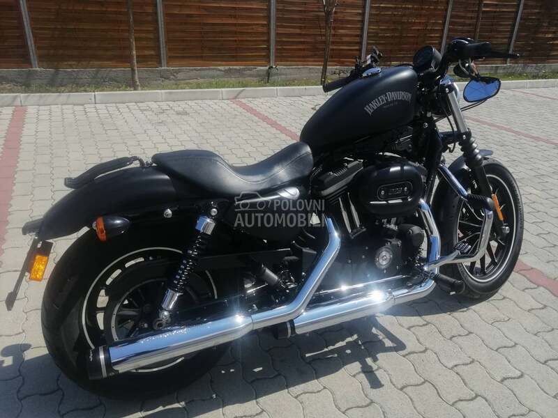 Harley Davidson IRON 883