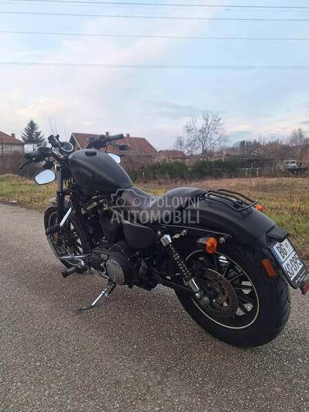 Harley Davidson IRON 883
