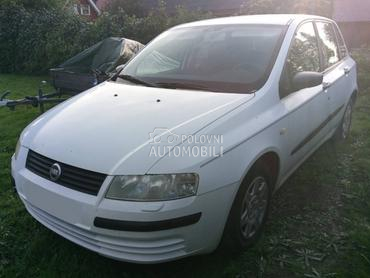 Fiat Stilo -  kompletan auto u delovima