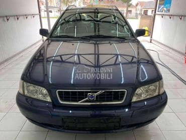 Volvo V40 1.9 -  kompletan auto u delovima