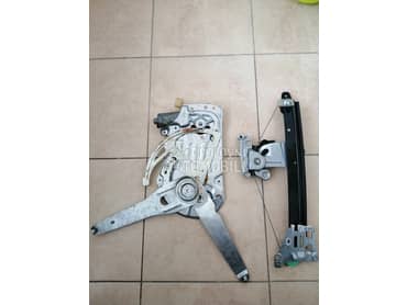 Elektronski podizači stakla za Volvo V70, XC70 od 2000. do 2007. god.