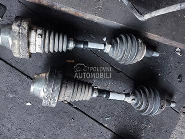 Poluosovine sa zglobovima za Audi Q7 od 2005. do 2011. god.