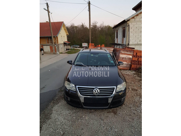 kompletan auto u delovima za Volkswagen Passat B6