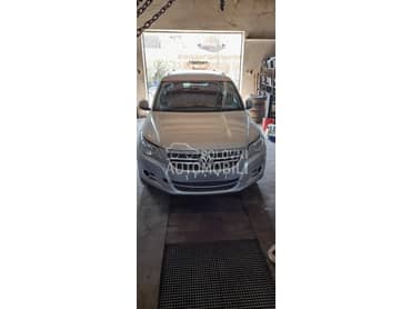 Volkswagen Tiguan -  kompletan auto u delovima