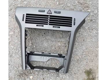 Centralna konzola za Opel Astra H