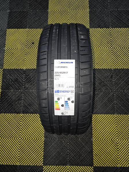 Michelin 225/45 R17 Letnja