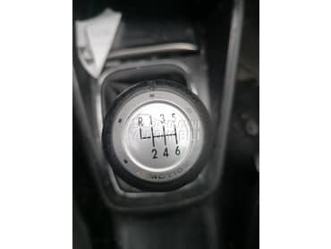 Zamajac 6Brzina za Volkswagen Bora od 2000. do 2005. god.