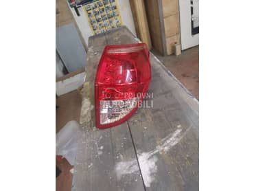 Stop svetla za Toyota RAV 4 od 2006. do 2023. god.