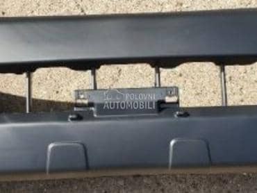 Branik za Toyota Hilux od 2006. do 2023. god.