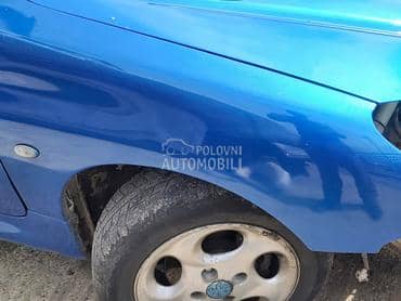 DESNO KRILO za Peugeot 206