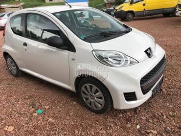 poklopac rezervoara za Peugeot 107 od 2005. do 2012. god.