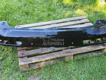 zadnji branik 8U0 za Audi Q3