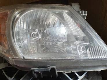 Prednji farovi za Toyota Hilux od 2006. do 2023. god.