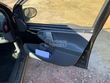 Unutrašnja/spoljna brava za Citroen C1 od 2005. do 2012. god.