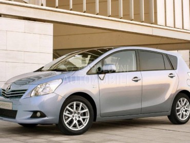 Komplet prozori za Toyota Verso od 2009. do 2013. god.