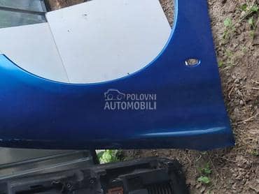 DESNO KRILO za Peugeot 206