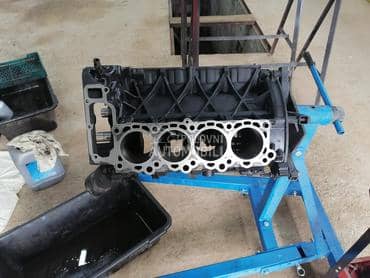 мотор 4.7 в8 za Jeep Grand Cherokee od 1999. do 2010. god.