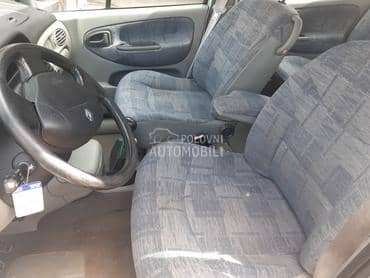 enterijer za Renault RX od 2000. do 2003. god.