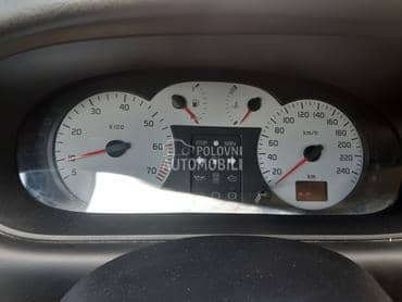 kilometar sat za Renault RX od 2000. do 2003. god.