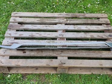 spojler prednjeg branika za Audi A4 Allroad