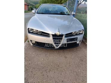 Branik za Alfa Romeo 159 od 2005. do 2011. god.