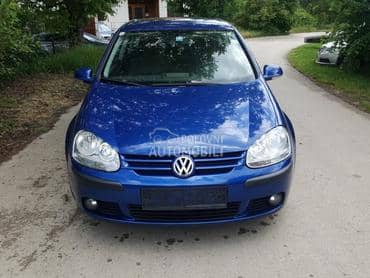 kompletan auto u delovima za Volkswagen Golf 5 od 2004. do 2008. god.
