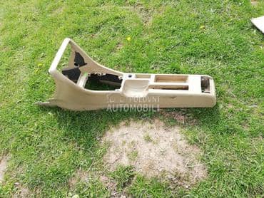 Konzola bež boja za Audi A4 od 2001. do 2008. god.