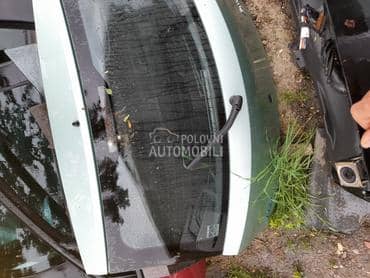 gepek vrata za Fiat Punto