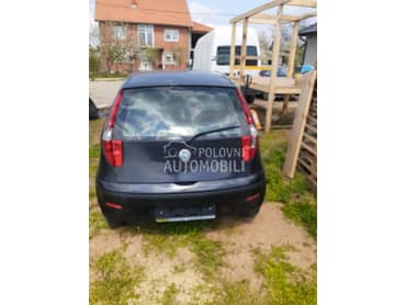 gepek vrata za Fiat Punto