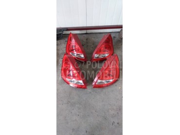 Desna stop lampa za Ford Fiesta od 2008. do 2013. god.