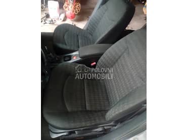 sedista za Renault Laguna