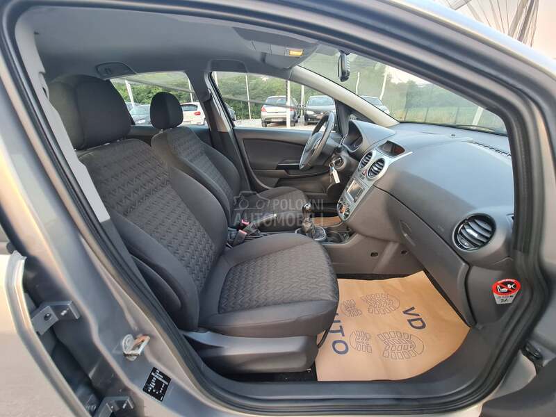 Opel Corsa D 