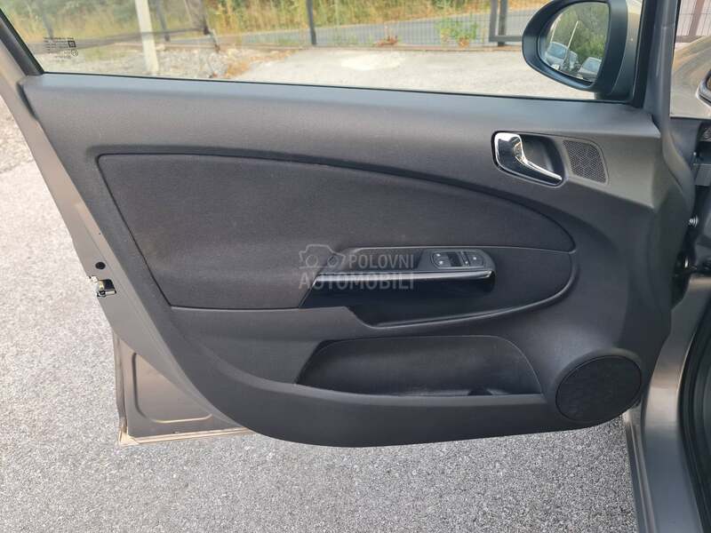 Opel Corsa D 