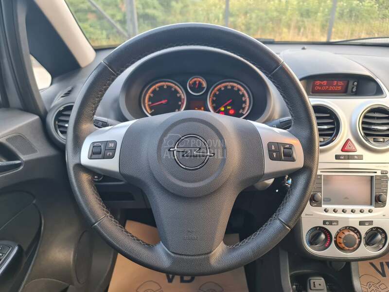 Opel Corsa D 