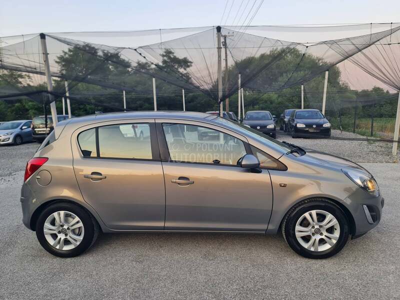 Opel Corsa D 
