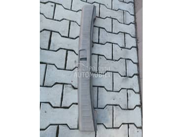 unutrasnja lajsna gepeka za Hyundai Tucson od 2002. do 2010. god.