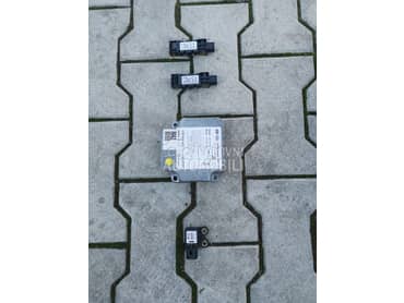 airbag centrala i aktivatori za Hyundai Tucson od 2002. do 2010. god.