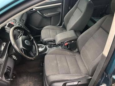SEDISTA ENTERIJER za Volkswagen Golf 5, Golf Plus, Jetta ... od 2000. do 2010. god.