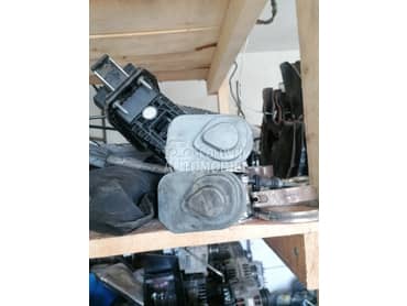 Klapna gasa 4 pina za Volkswagen Golf 5, Golf Plus, Jetta ... od 2004. do 2006. god.