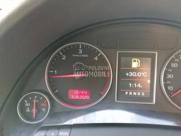 Bord u boji za Audi A4 od 2001. do 2004. god.