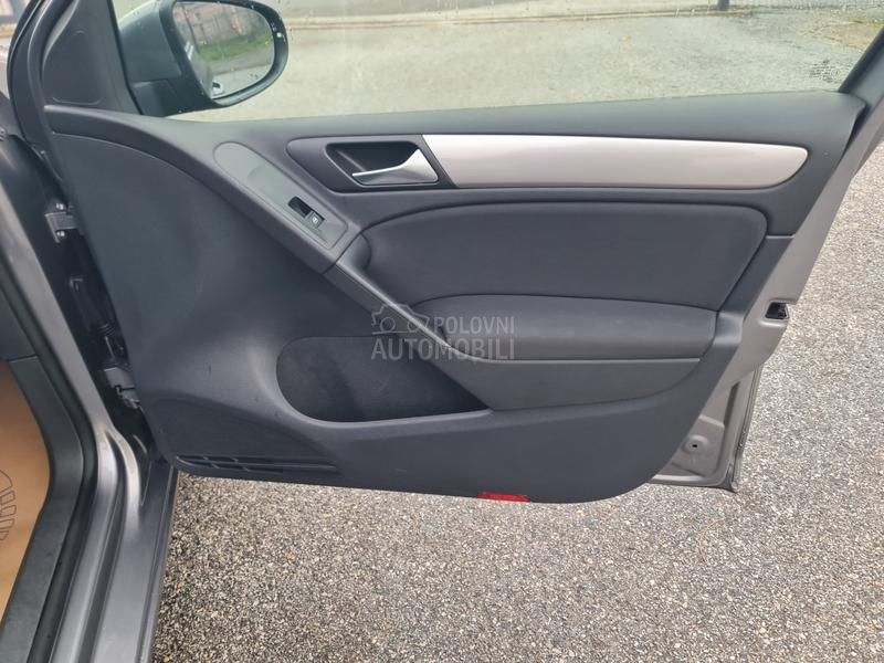 Volkswagen Golf 6 1.6TDI N E M A C K A