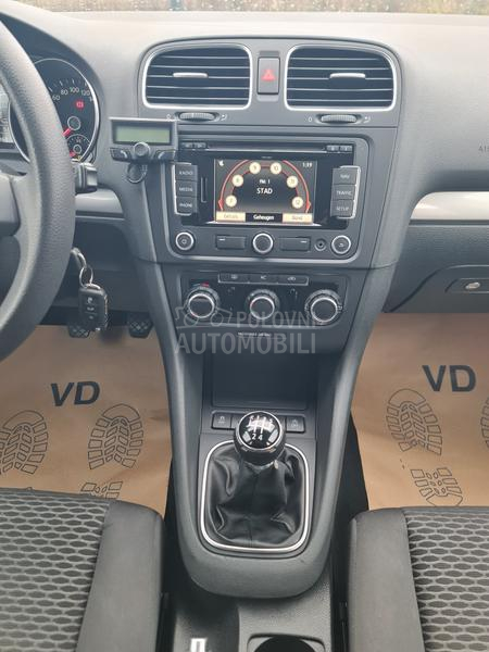 Volkswagen Golf 6 1.6TDI N E M A C K A