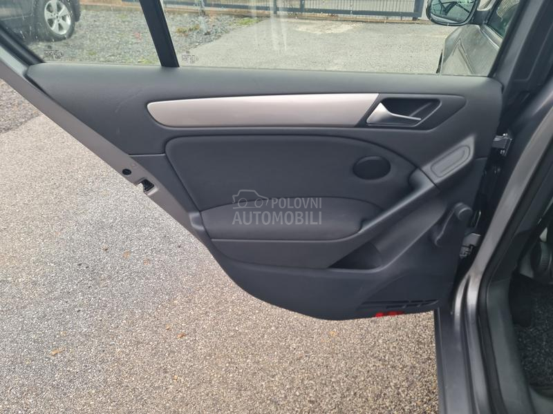 Volkswagen Golf 6 1.6TDI N E M A C K A