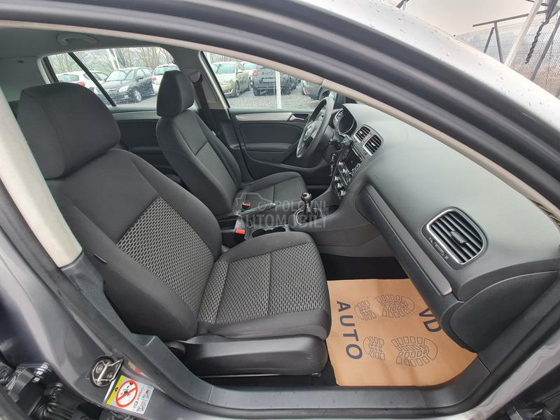 Volkswagen Golf 6 1.6TDI N E M A C K A